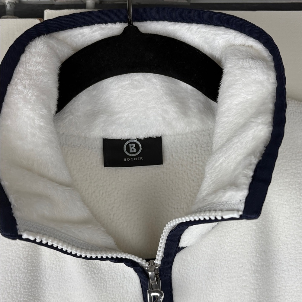 Bogner Sport White Fleece Jacket Navy Piping Full Zip Size M - Picture 2 of 9
